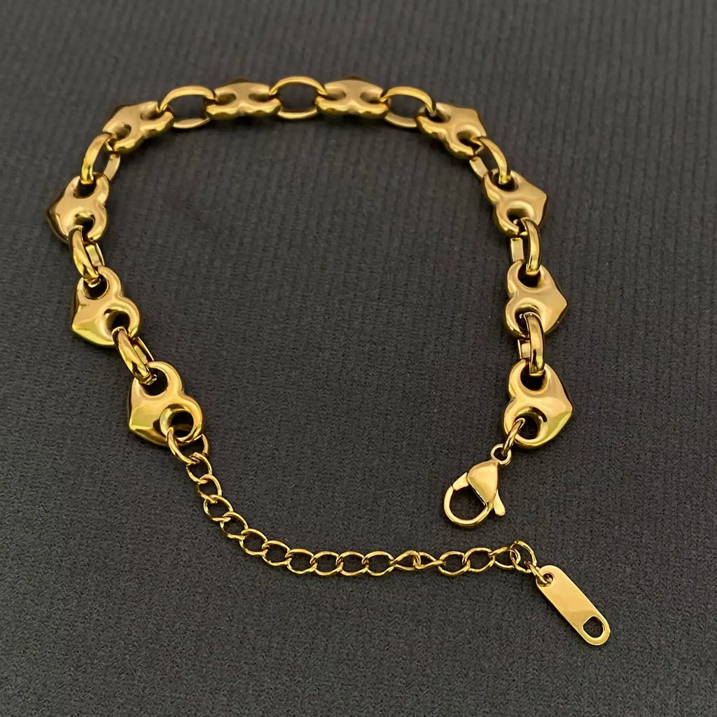 Gold Heart Link Chain Bracelet