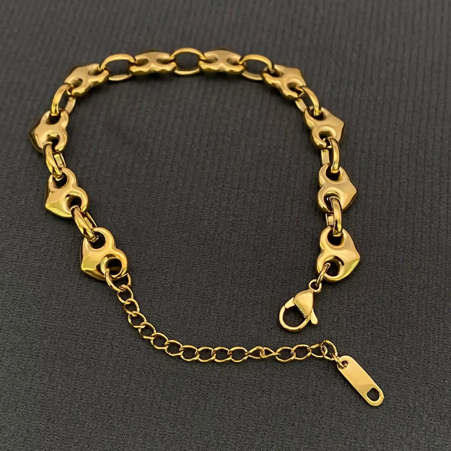 Gold Heart Link Chain Bracelet