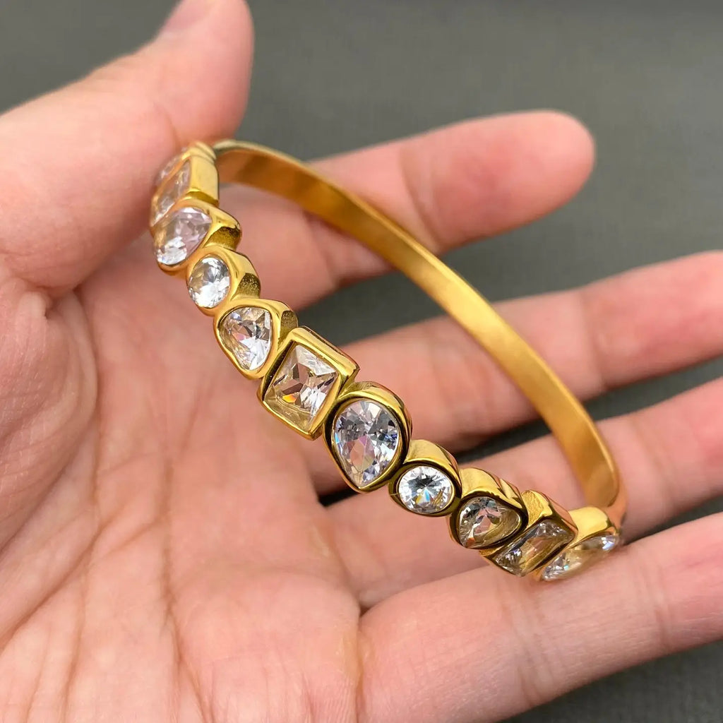 Zircon Pavé Gold Bangle