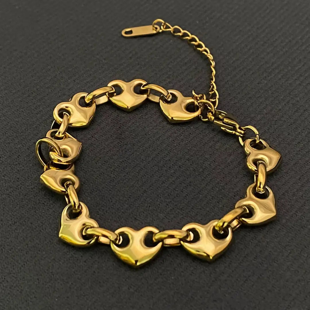 Gold Heart Link Chain Bracelet
